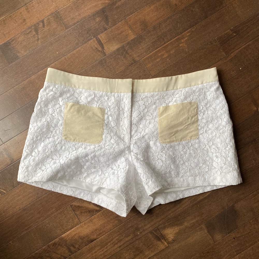 Club Monaco White Lace Silk Trim Shorty Casual Shorts Size 12